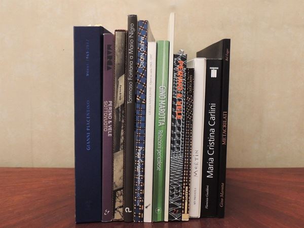 Dodici libri sull'arte contemporanea  - Asta La Biblioteca d'arte di Laura Tansini - Maison Bibelot - Casa d'Aste Firenze - Milano