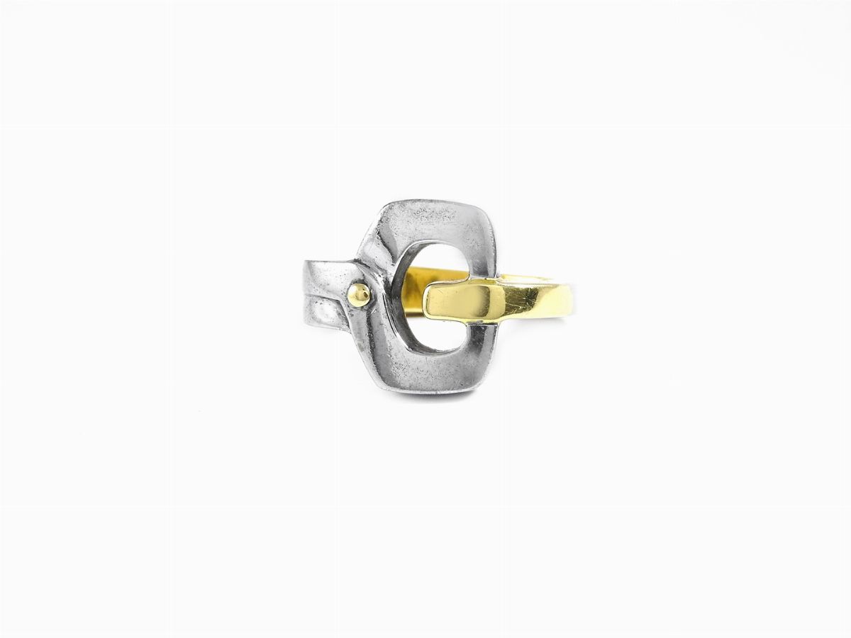 Anello Gucci in Oro Giallo e Acciaio