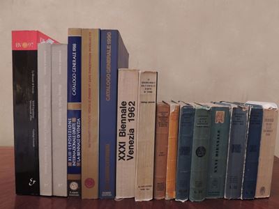 Sedici Cataloghi della Biennale di Venezia