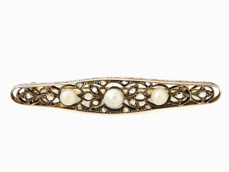 Spilla a Barretta in Oro Giallo, Argento, Diamanti e Perle