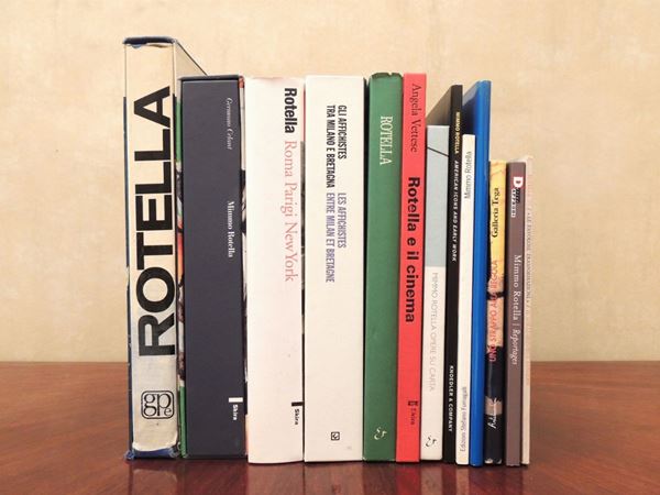 Tredici libri d'arte su Mimmo Rotella  - Asta La Biblioteca d'arte di Laura Tansini - Maison Bibelot - Casa d'Aste Firenze - Milano
