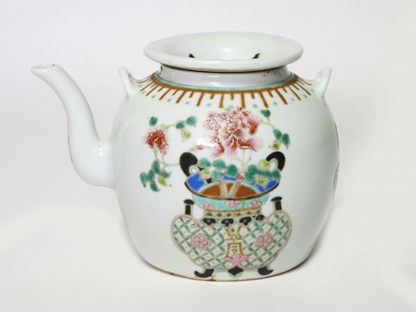A Polichrome Porcelain Teapot
