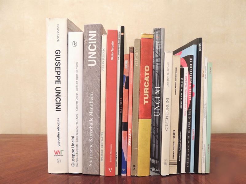 Ventidue Libri D'arte su Giuseppe Uncini e Giulio Turcato