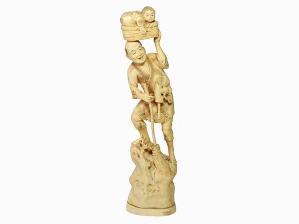 *A Large Ivory Okimoni  (Japan, 19th/20th Century)  - Auction Furniture and Old Master Paintings - I - Maison Bibelot - Casa d'Aste Firenze - Milano