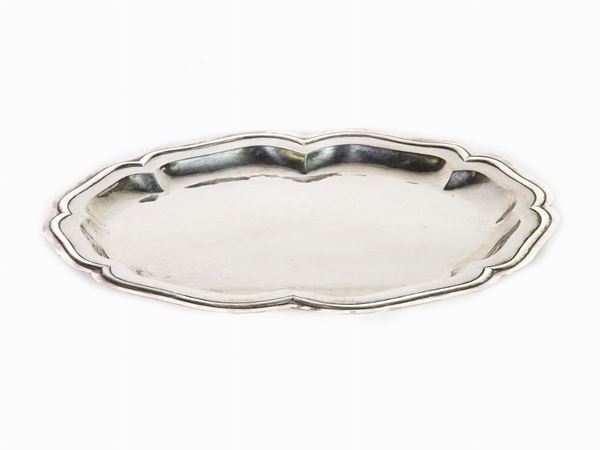 A Small Silver Tray  - Auction Furniture and Old Master Paintings - I - Maison Bibelot - Casa d'Aste Firenze - Milano