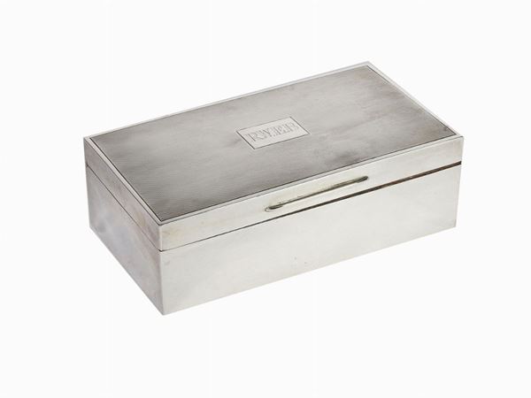 A Silver Cigarette Box  (Mappin & Webb, Londra, 1945)  - Auction Furniture and Old Master Paintings - I - Maison Bibelot - Casa d'Aste Firenze - Milano