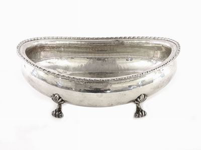 Porta Bon Bon Ovale in Argento Martellato