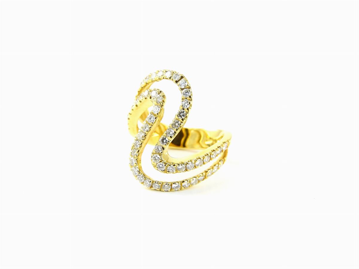 Anello in Oro Giallo e Diamanti