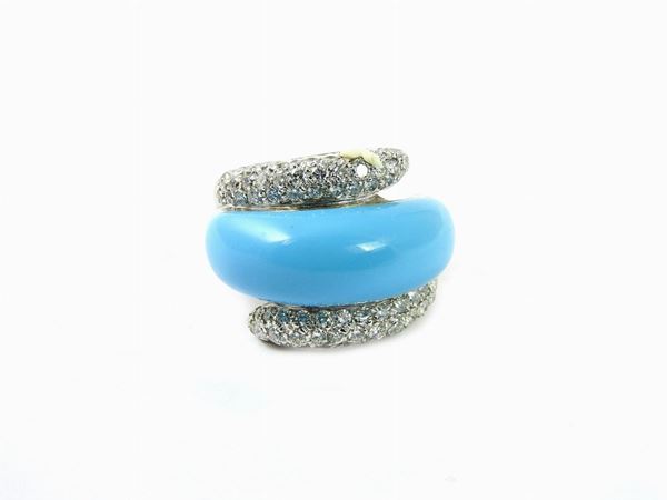 White gold ring with diamonds and turquoise