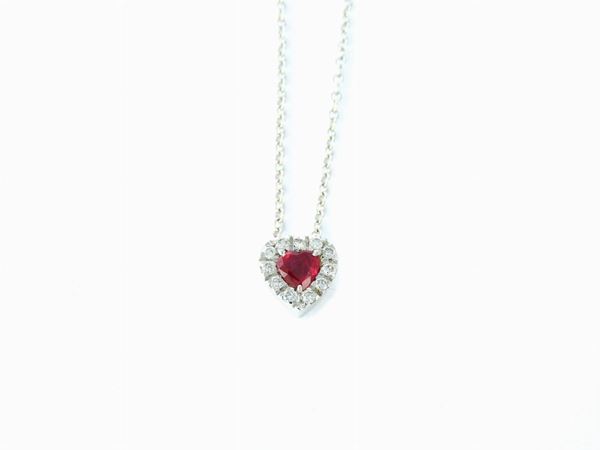 White gold open cable chain necklace and pendant with diamonds and ruby  - Auction Jewels and Watches - Maison Bibelot - Casa d'Aste Firenze - Milano