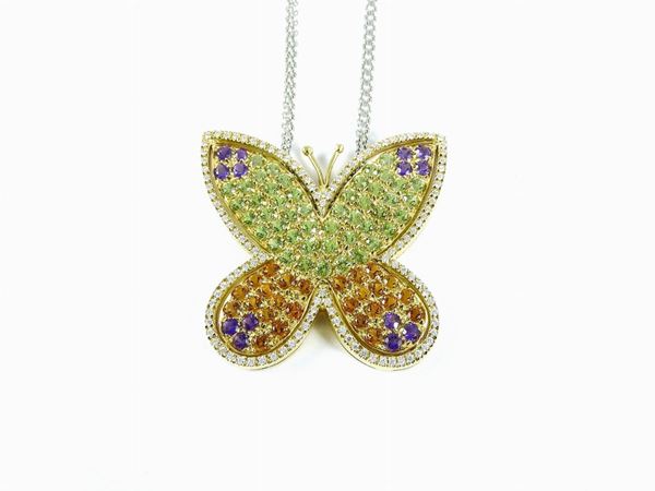 Double strand white gold open cable chain necklace with yellow gold animaler-shaped pendant