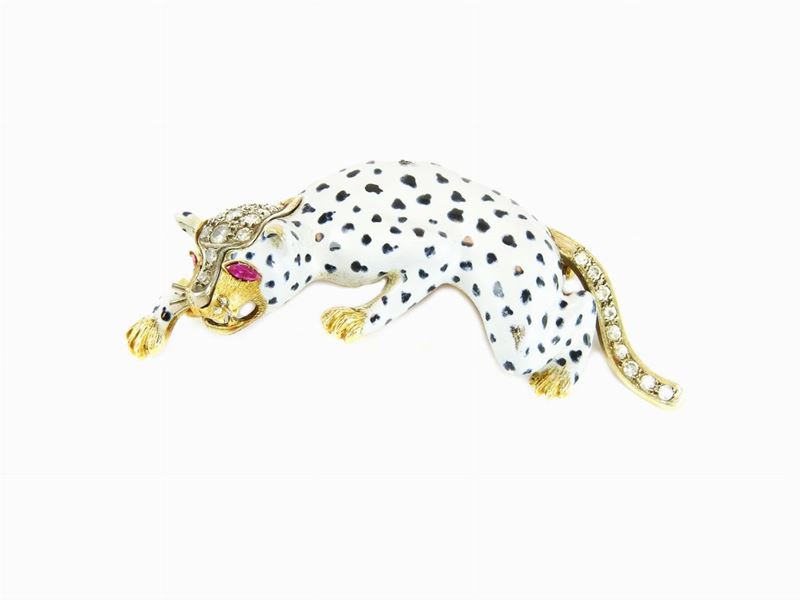 Spilla Animalier in Oro Giallo, Smalti Policromi, Diamanti e Rubini