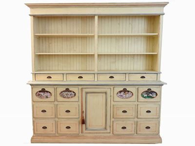 Grande Credenza a Due Corpi in Legno Laccato Giallo