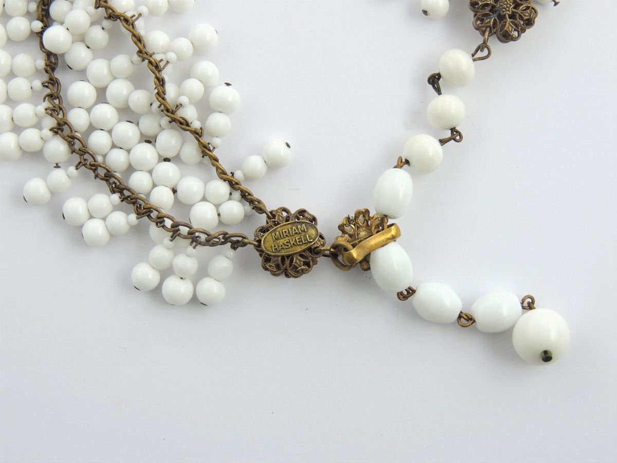 Parure in Metallo Dorato e Vetro Bianco, Miriam Haskell