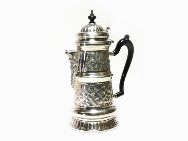 A Silver Coffeepot  - Auction Furniture and Old Master Paintings - I - Maison Bibelot - Casa d'Aste Firenze - Milano