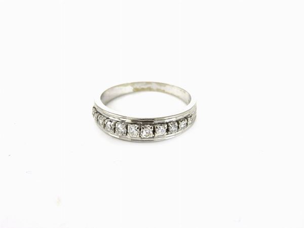 White gold eternity ring with diamonds  - Auction Jewels and Watches - Maison Bibelot - Casa d'Aste Firenze - Milano
