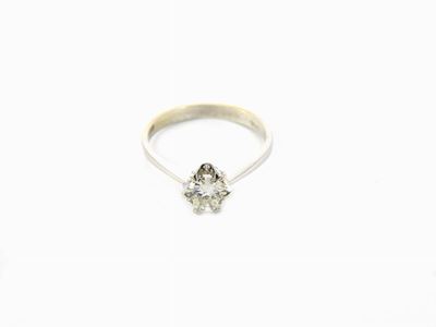 Anello Solitario in Oro Bianco con Diamante