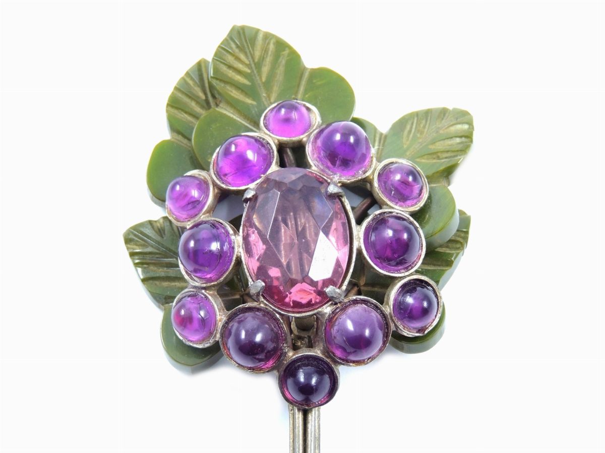 Spilla Floreale in Bachelite e Vetro, Blumenthal