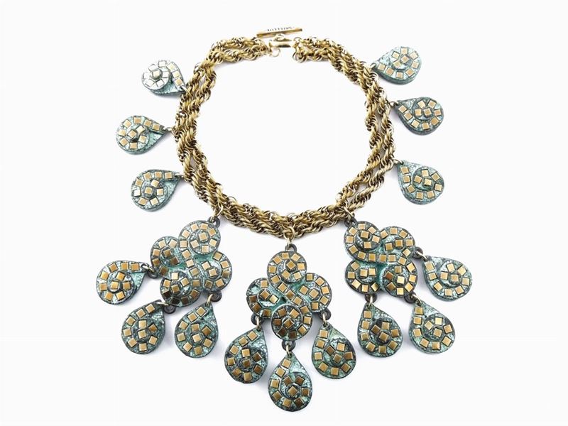 Collana in Metallo Dorato e Resina, Satellite