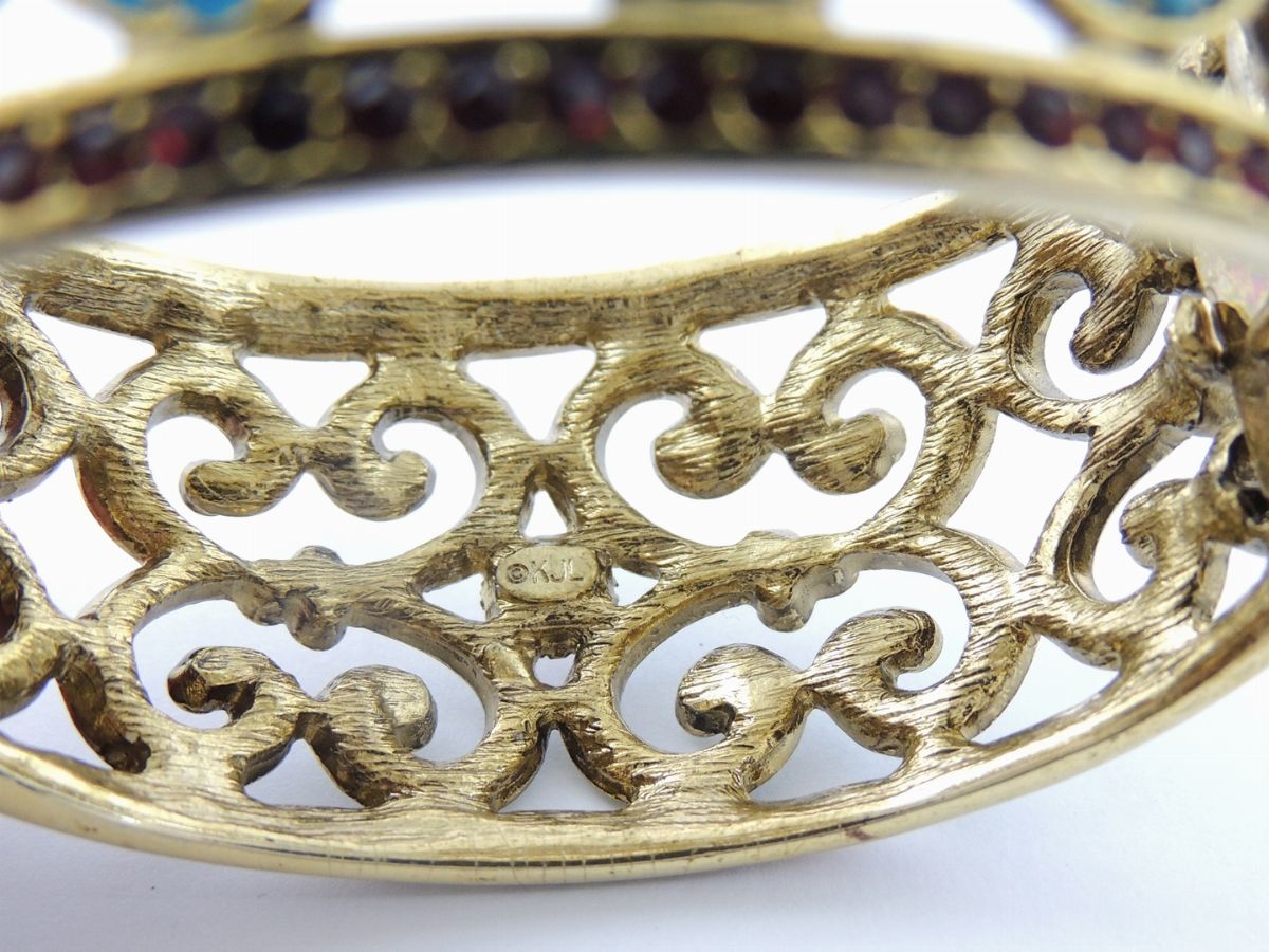 Bracciale Rigido in Metallo Dorato, Vetro e Strass, Kenneth Jay Lane