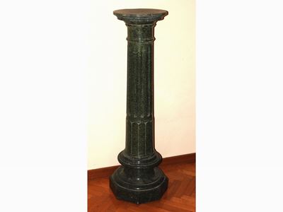 Colonna in Porfido Verde