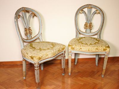 Coppia di Sedie in Legno Laccato Celeste