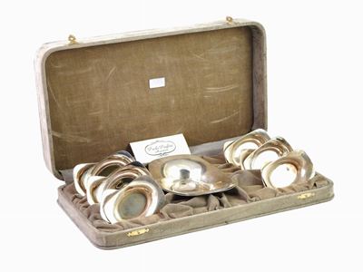 Serie di Dodici Coppette in Argento