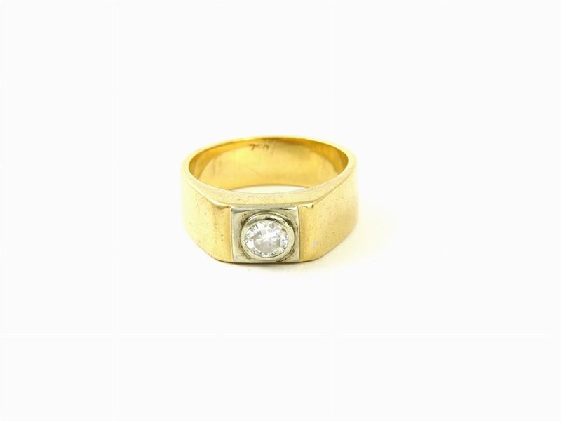 Anello Solitario in Oro Giallo, Bianco e Diamanti