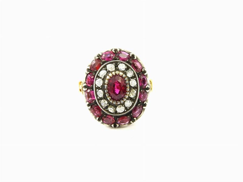 Anello a Margherita in Oro Giallo, Argento, Diamanti e Rubini