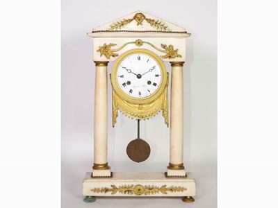 Orologio a Tempietto in Marmo