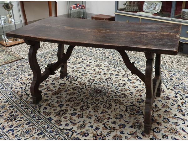 A Walnut Fratina Table