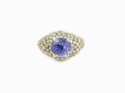 Anello a Cupola in Oro Bianco Diamanti e Zaffiro