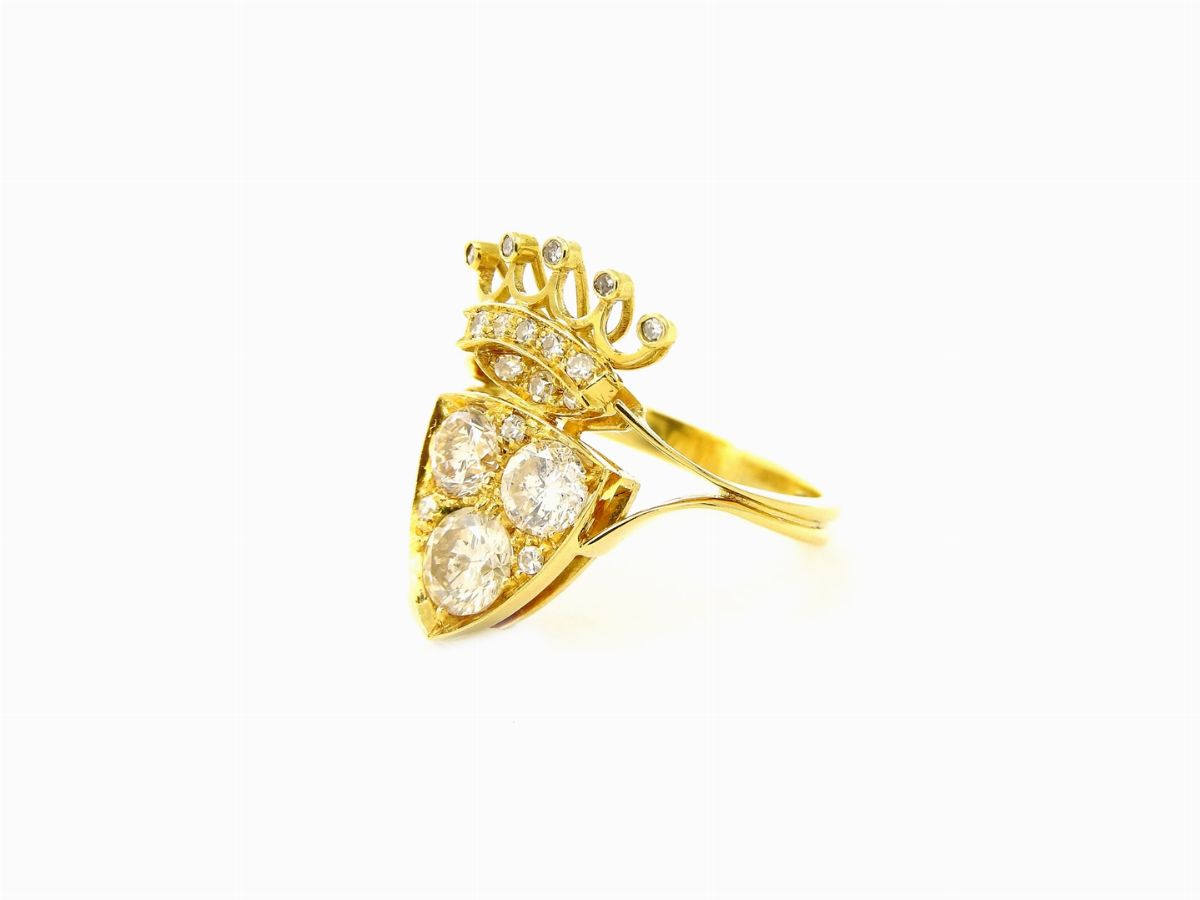Anello in Oro Giallo e Diamanti