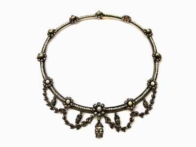 Collier in Oro Giallo, Argento, Diamanti e Perle Probabilmente Naturali