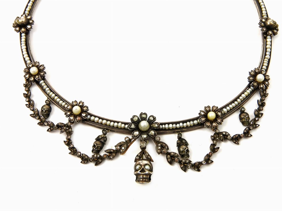 Collier in Oro Giallo, Argento, Diamanti e Perle Probabilmente Naturali