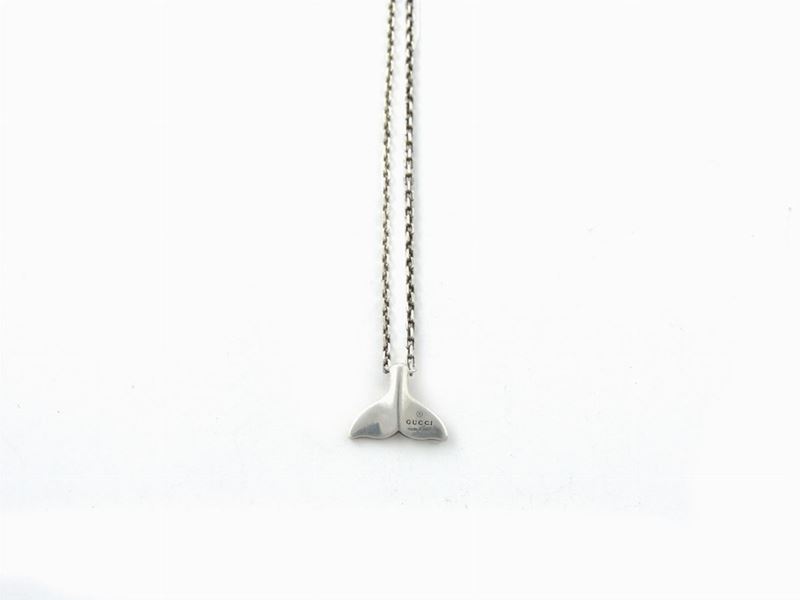 Catenina con Pendente a Pinna di Pesce in Argento, Gucci