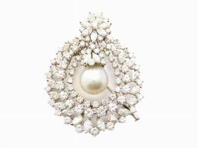 Spilla Arcesi in Oro Bianco, Diamanti e Perla Coltivata South Sea
