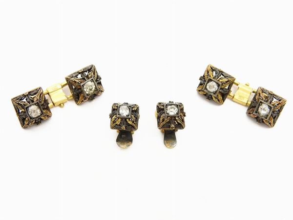 Yellow gold and silver cuff links and two front shirt buttons with diamonds  (beginning of 20th century)  - Auction Jewels and Watches - I / Venetian Noblewoman's Jewels - I - Maison Bibelot - Casa d'Aste Firenze - Milano