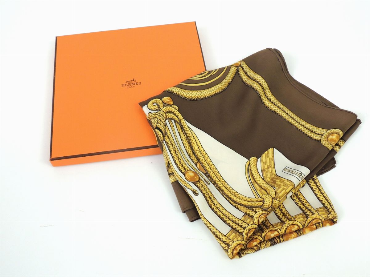 Foulard Carrè in Seta "brandebourg", Hermés