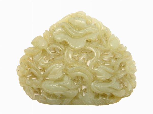Carved jadeite panel  (China, likely Ching Dynasty)  - Auction Jewels and Watches - I / Venetian Noblewoman's Jewels - I - Maison Bibelot - Casa d'Aste Firenze - Milano
