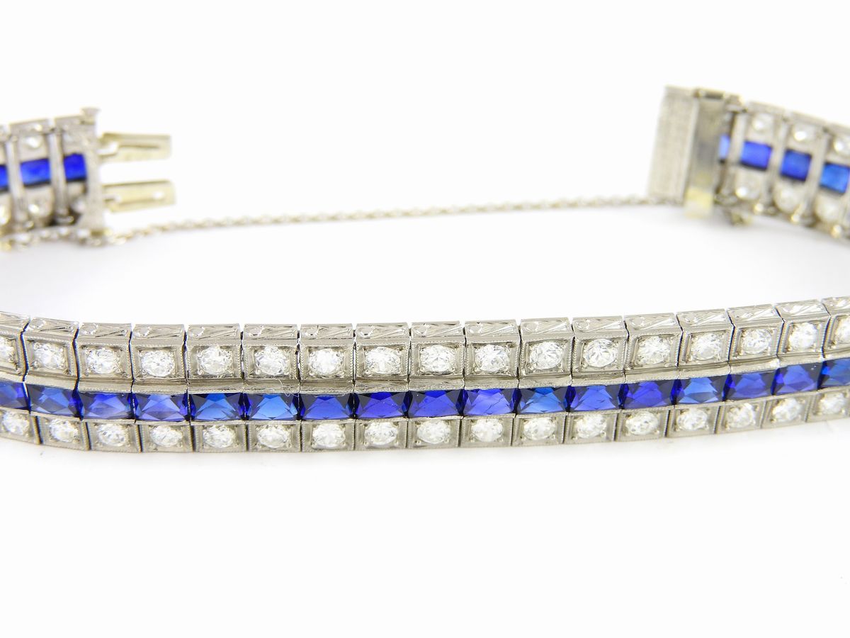 Bracciale in Oro Bianco, Diamanti e Pietre Blu