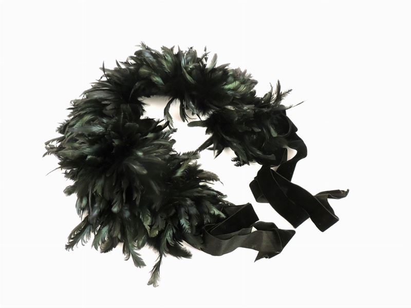 Collo e Manicotto in Piume di Gallo Nero