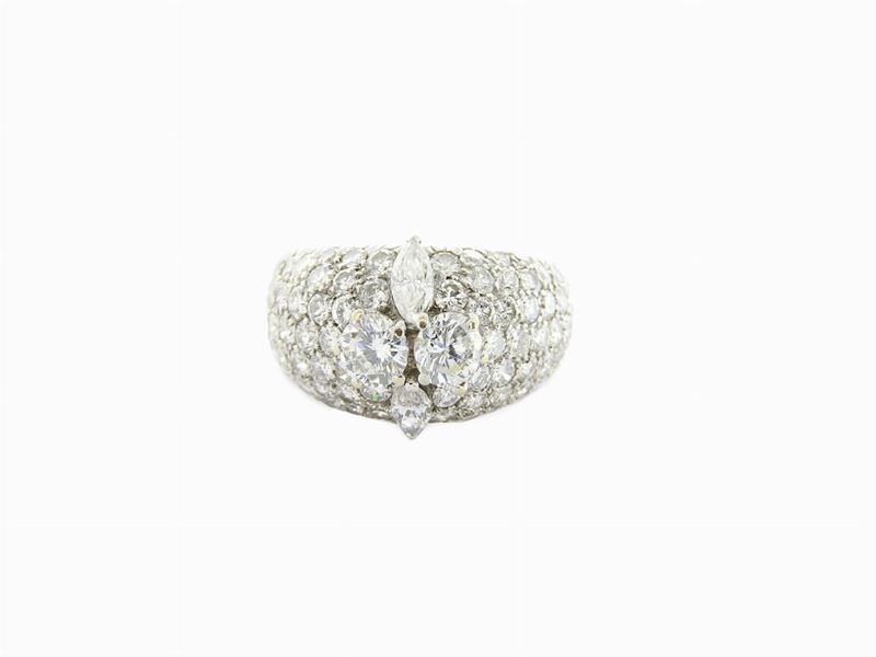 Anello a Fascia in Oro Bianco con Diamanti