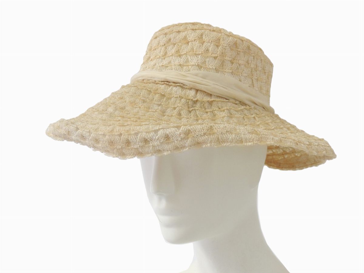 Tre Cappelli in Paglia, Rafia e Nylon