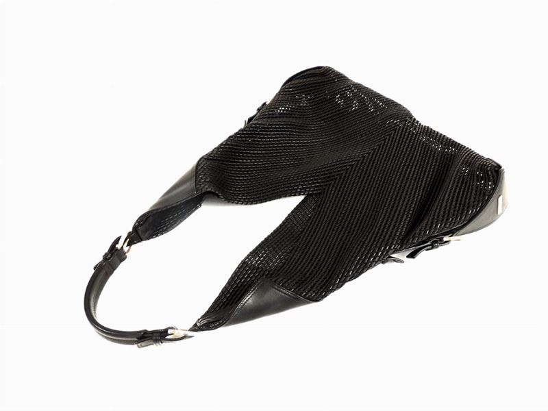 Borsa a Spalla in Pelle Nera Traforata, Salvatore Ferragamo