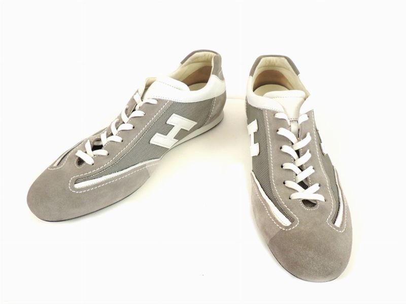 Paio di Sneakers in Pelle e Camoscio Bianco e Grigio, Hogan