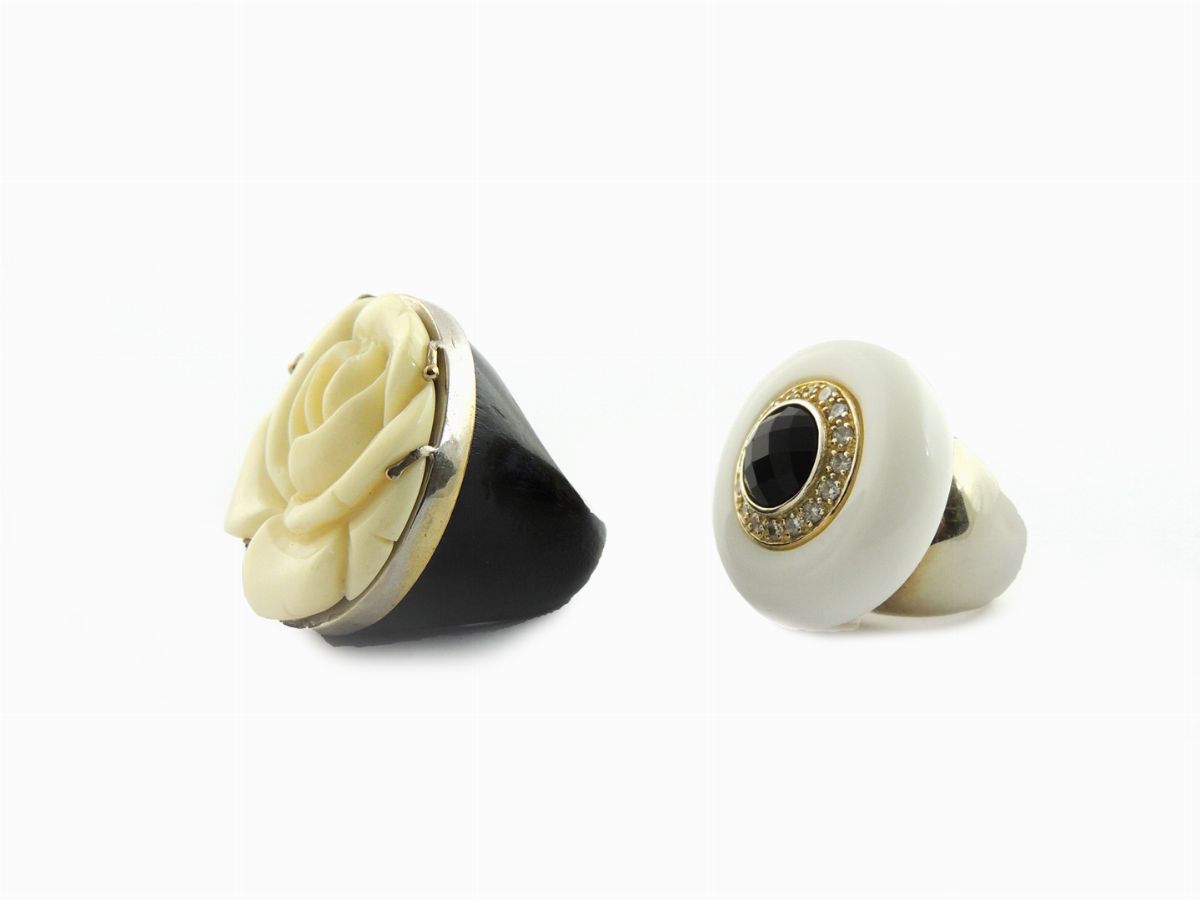 Due Anelli in Argento, Agata, Conchiglia e Legno