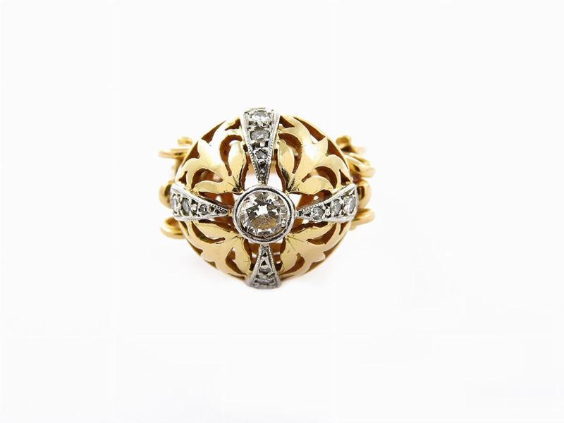 Anello in Oro Giallo e Bianco con Diamanti