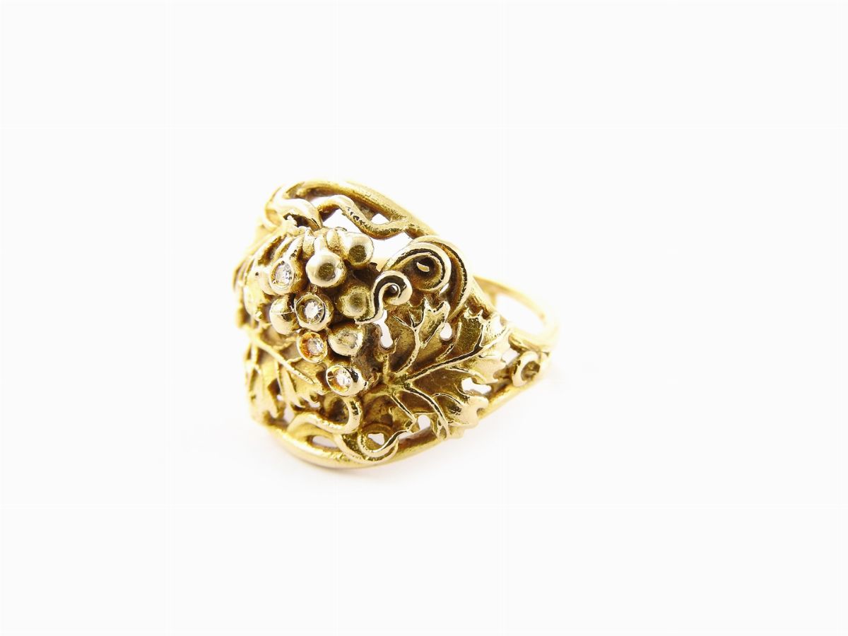 Anello in Oro Giallo e Diamanti