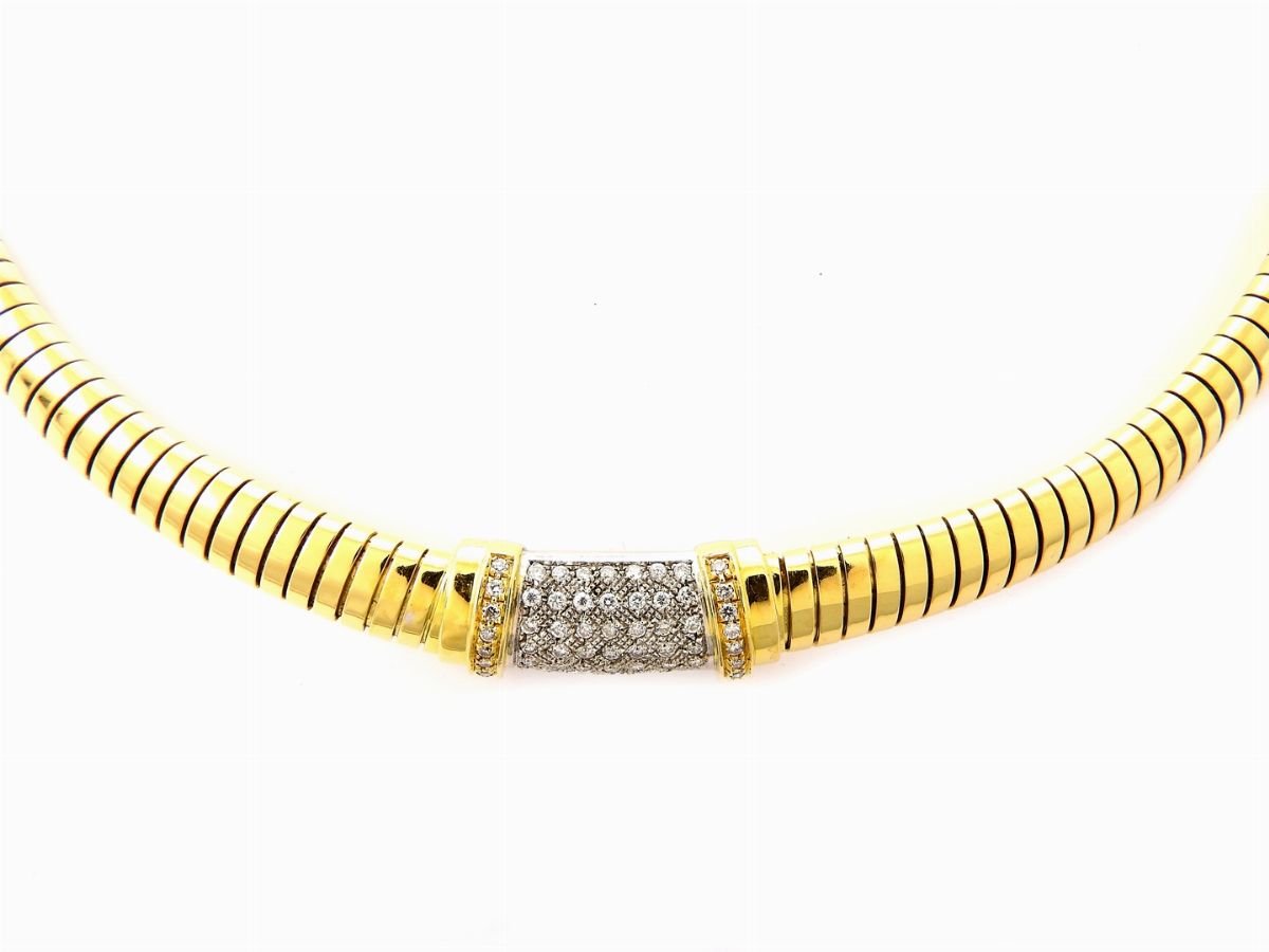 Girocollo Tubogas Bulgari in Oro Giallo e Bianco con Diamanti